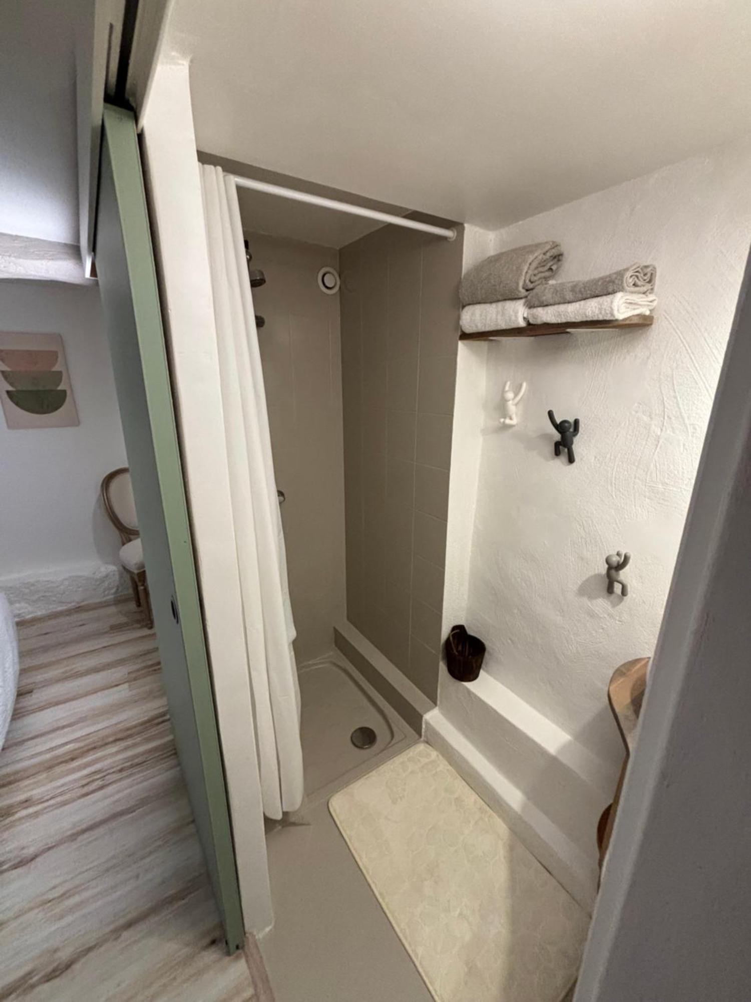 Cosy Flat In The Heart Of Valbonne Village Bagian luar foto
