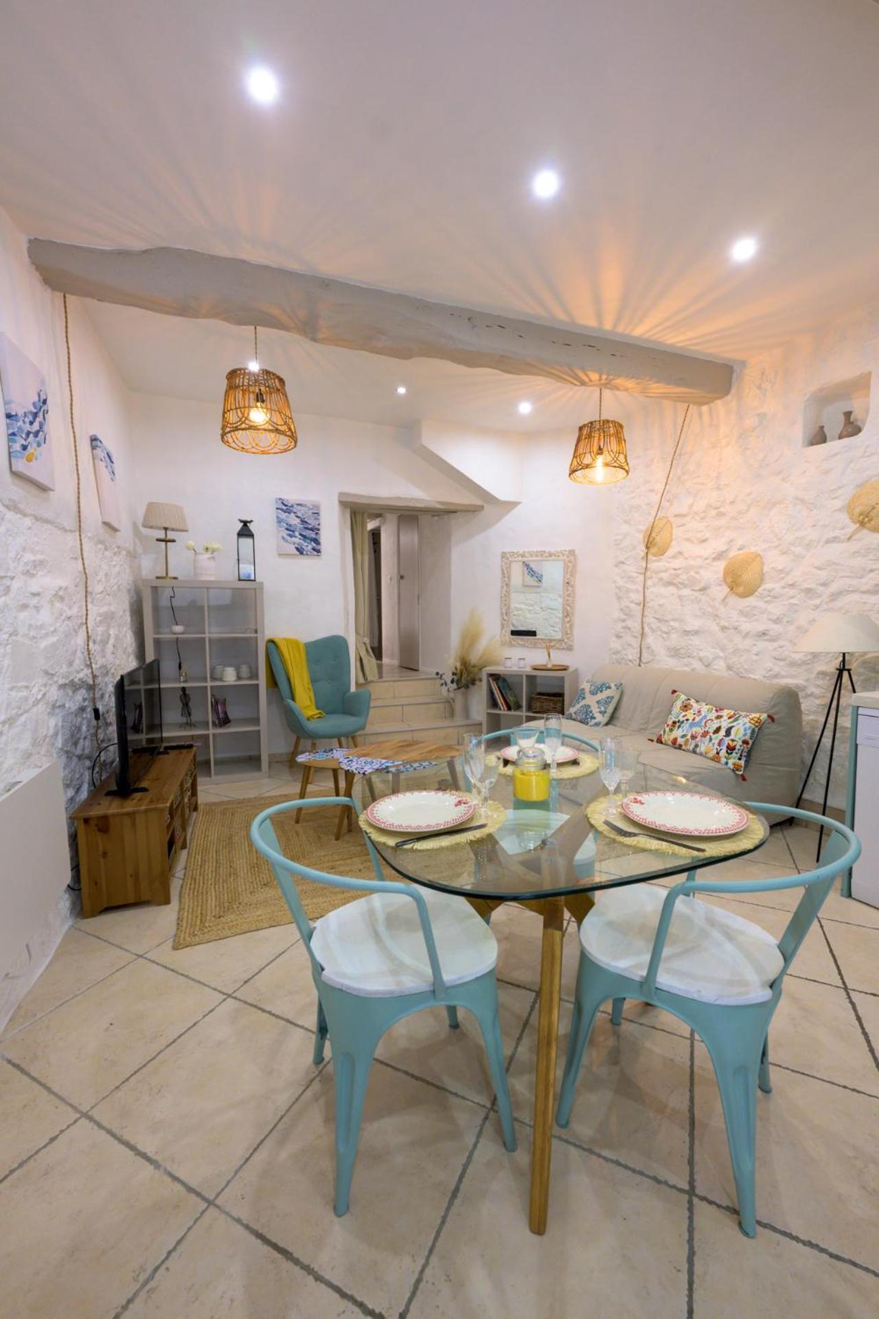 Cosy Flat In The Heart Of Valbonne Village Bagian luar foto