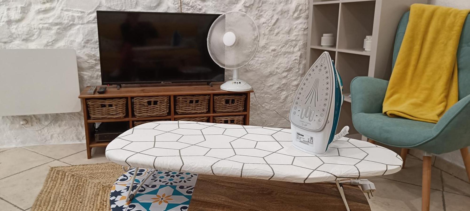 Cosy Flat In The Heart Of Valbonne Village Bagian luar foto